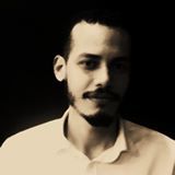 صورة المؤلف أيوب بنبري